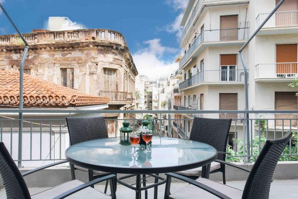 אתונה Openair Hot Tub/Big Balcony/Great Boutique Apt מראה חיצוני תמונה