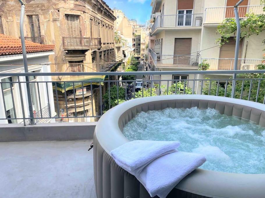 אתונה Openair Hot Tub/Big Balcony/Great Boutique Apt מראה חיצוני תמונה