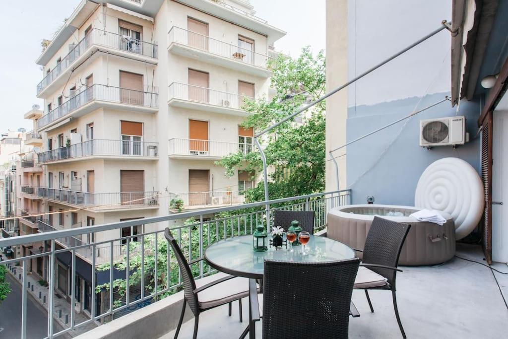 אתונה Openair Hot Tub/Big Balcony/Great Boutique Apt מראה חיצוני תמונה