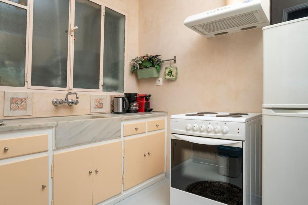 אתונה Openair Hot Tub/Big Balcony/Great Boutique Apt מראה חיצוני תמונה